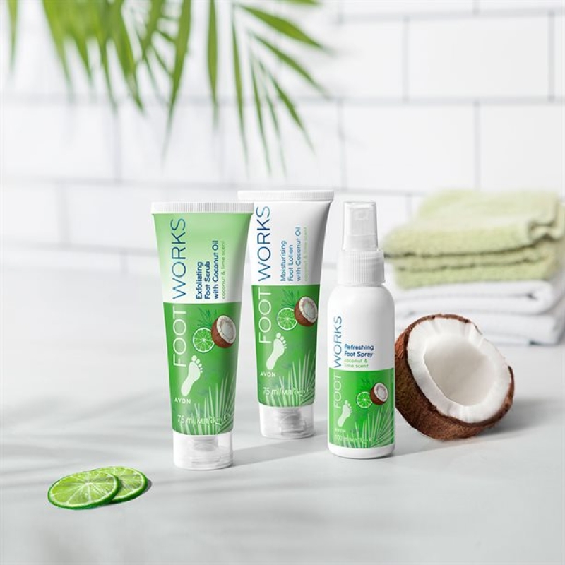 AVON FOOT WORKS Fußpeeling mit Kokos & Limette